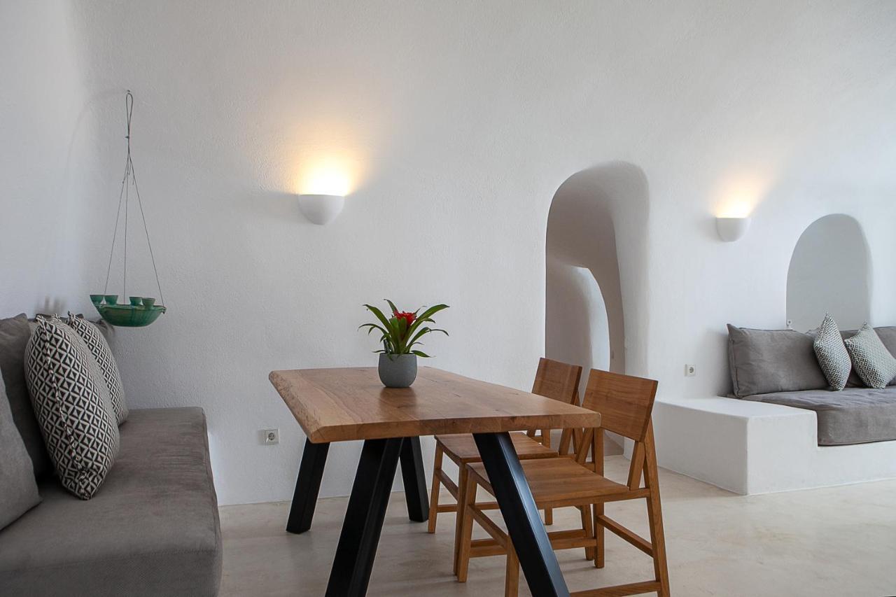 Radiant Santorini Messaria (Santorini)